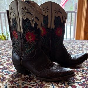 Old Gringo Black and Cream Floral cowboy Boots